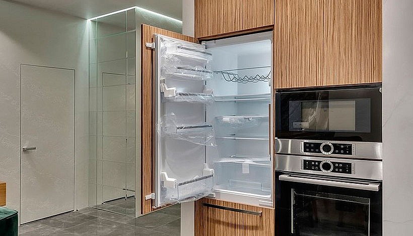 Встраиваемый холодильник с морозильной камерой