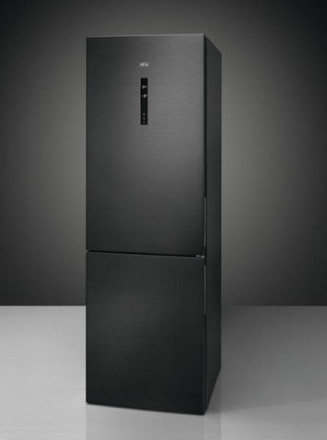 Холодильник AEG RCB732E5MB