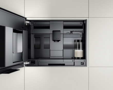 Встраиваемая автоматическая кофемашина Bosch CTL7181B0 Встраиваемая автоматическая кофемашина Bosch CTL7181B0
