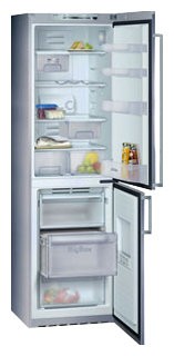 Холодильник Siemens KG39NX73