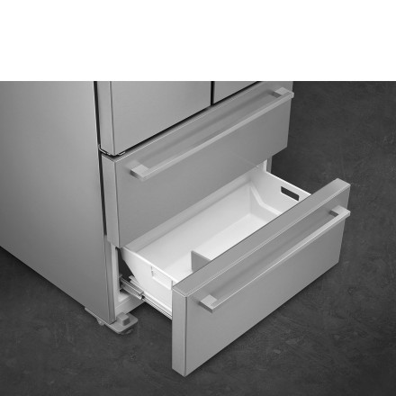 Холодильник Smeg FQ55FXDE Холодильник Smeg FQ55FXDE
