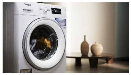 Стиральная машина Whirlpool FWSG 81083 WSV Стиральная машина Whirlpool FWSG 81083 WSV