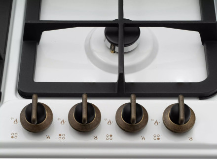 Встраиваемая газовая варочная панель Delonghi BF 46 PRO