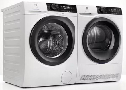 Стиральная машина Electrolux EW8F228S Стиральная машина Electrolux EW8F228S