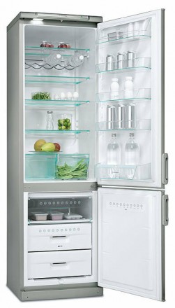 Холодильник Electrolux ERB 3798 X