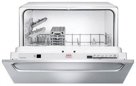 Встраиваемая посудомоечная машина AEG F 45260 Vi