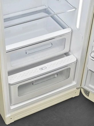 Холодильник SMEG FAB28RCR6