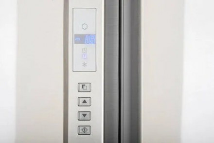 Холодильник Sharp SJ-EX820FBE бежевый