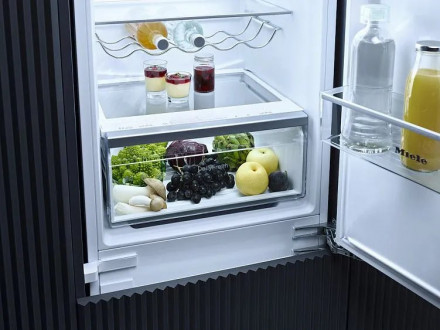 Холодильник MIELE KD 7724 E Холодильник MIELE KD 7724 E