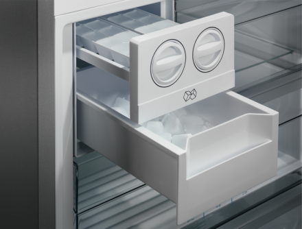 Холодильник Electrolux RNT7MF46X2