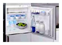 Встраиваемый холодильник Whirlpool ART 204 WH