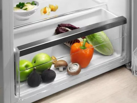 Холодильник ELECTROLUX LXB1AE13W0