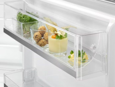 Холодильник ELECTROLUX LXB1SE11W0 Холодильник ELECTROLUX LXB1SE11W0