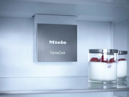 Холодильник MIELE KFN 7744 D