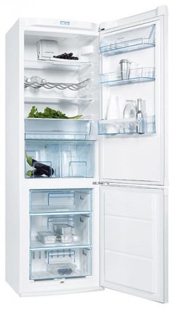 Холодильник Electrolux ERA 36633 W