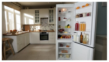 Холодильник Indesit DFE 4200 W