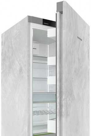 Холодильник LIEBHERR CBNpcd 5223