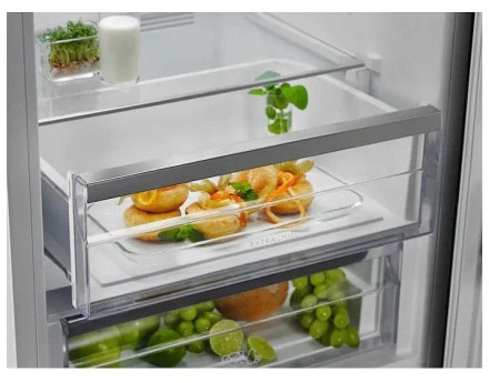 Холодильник ELECTROLUX LNT7ME34X2