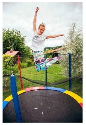 Каркасный батут Sundays Acrobat 457 см - 15ft с сеткой 465х465х240 см Каркасный батут Sundays Acrobat 457 см - 15ft с сеткой 465х465х240 см