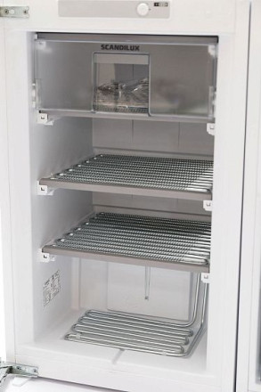 Холодильник SCANDILUX SBSBI109EZ Холодильник SCANDILUX SBSBI109EZ