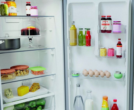 Холодильник HOTPOINT-ARISTON HT 4201I S Холодильник HOTPOINT-ARISTON HT 4201I S