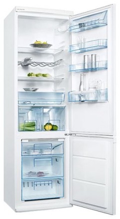 Холодильник Electrolux ENB 38633 W