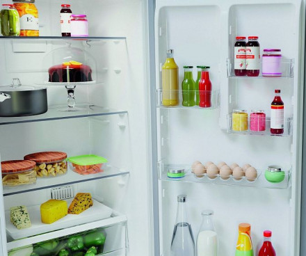 Холодильник HOTPOINT-ARISTON HT 4201I W Холодильник HOTPOINT-ARISTON HT 4201I W