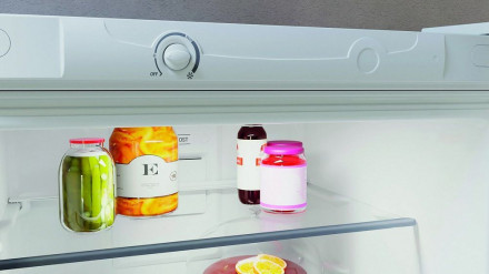 Холодильник HOTPOINT-ARISTON HT 4201I W Холодильник HOTPOINT-ARISTON HT 4201I W