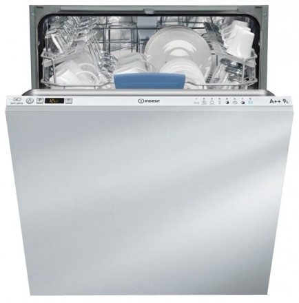 Встраиваемая посудомоечная машина Indesit DIFP 28T9 A