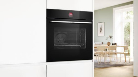 Духовой шкаф Bosch HBG 7721B1