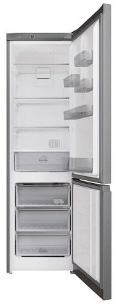 Холодильник HOTPOINT-ARISTON HT 5200 S