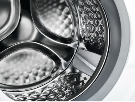 Стиральная машина с сушкой Electrolux EW8W7607QE Стиральная машина с сушкой Electrolux EW8W7607QE