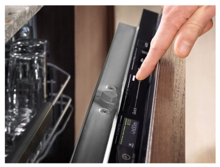 Посудомоечная машина Electrolux EEA 927201 L