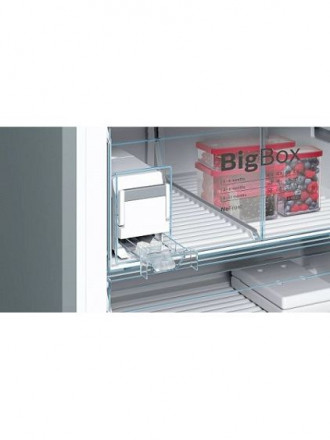 Холодильник BOSCH KGD86AI304