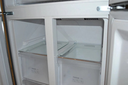 Холодильник GENCOOL GDCD-350S Холодильник GENCOOL GDCD-350S