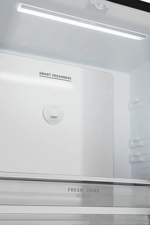 Холодильник WEISSGAUFF WCD 510 Built-in Inverter NoFrost Black Glass
