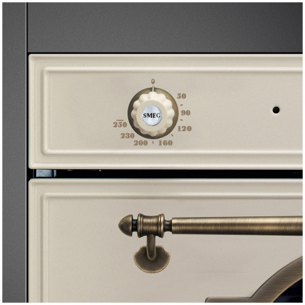 Электрический духовой шкаф Smeg SF67C1PO Электрический духовой шкаф Smeg SF67C1PO