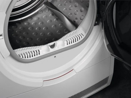Сушильная машина AEG TR958M6CE Сушильная машина AEG TR958M6CE