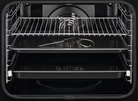Встраиваемый электрический духовой шкаф Electrolux EOE8P39X