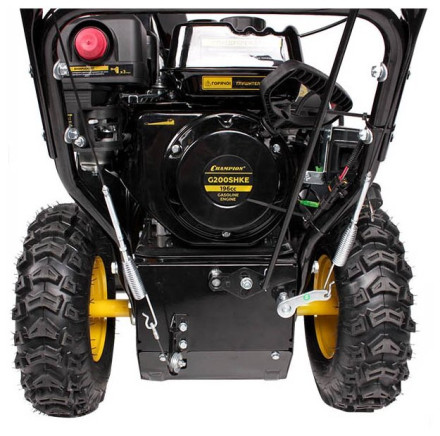 Снегоуборщик бензиновый CHAMPION ST662E Снегоуборщик бензиновый CHAMPION ST662E