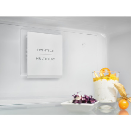 Холодильник Electrolux RNC7ME32W2 Холодильник Electrolux RNC7ME32W2