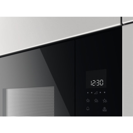 Встраиваемая микроволновая печь Zanussi ZMBN2SX черный/нержавеющая сталь