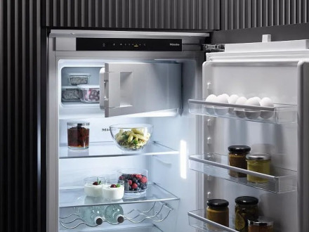 Холодильник MIELE K 7326 E Холодильник MIELE K 7326 E