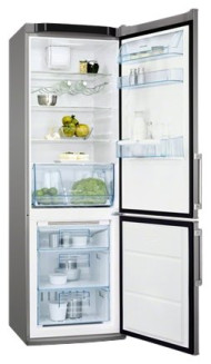 Холодильник Electrolux ENA 34980 S