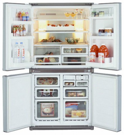 Холодильник Sharp SJ-F78PEBE