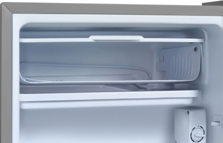 Холодильник SunWind SCO111 серебристый