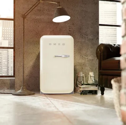 Холодильник Smeg FAB5LCR5 Холодильник Smeg FAB5LCR5