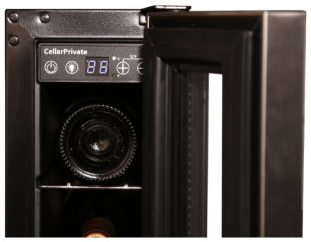 Встраиваемый винный шкаф Cellar Private CP007 Встраиваемый винный шкаф Cellar Private CP007