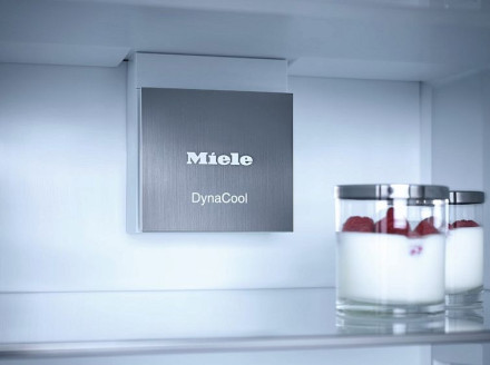 Холодильник MIELE K 7747 С
