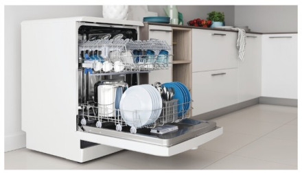 Посудомоечная машина Indesit DFE 1B19 14 Посудомоечная машина Indesit DFE 1B19 14